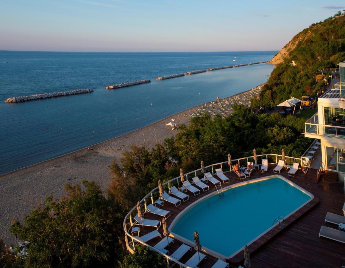 Hotel Sans Souci 4*