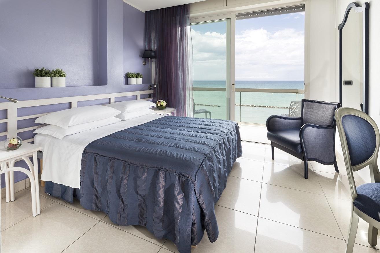 Sans Souci Hotel 4*
