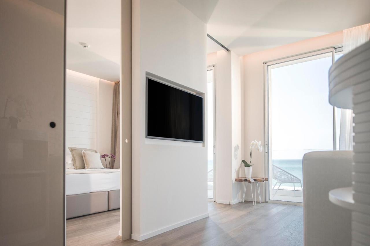 Sans Souci Hotel 4*