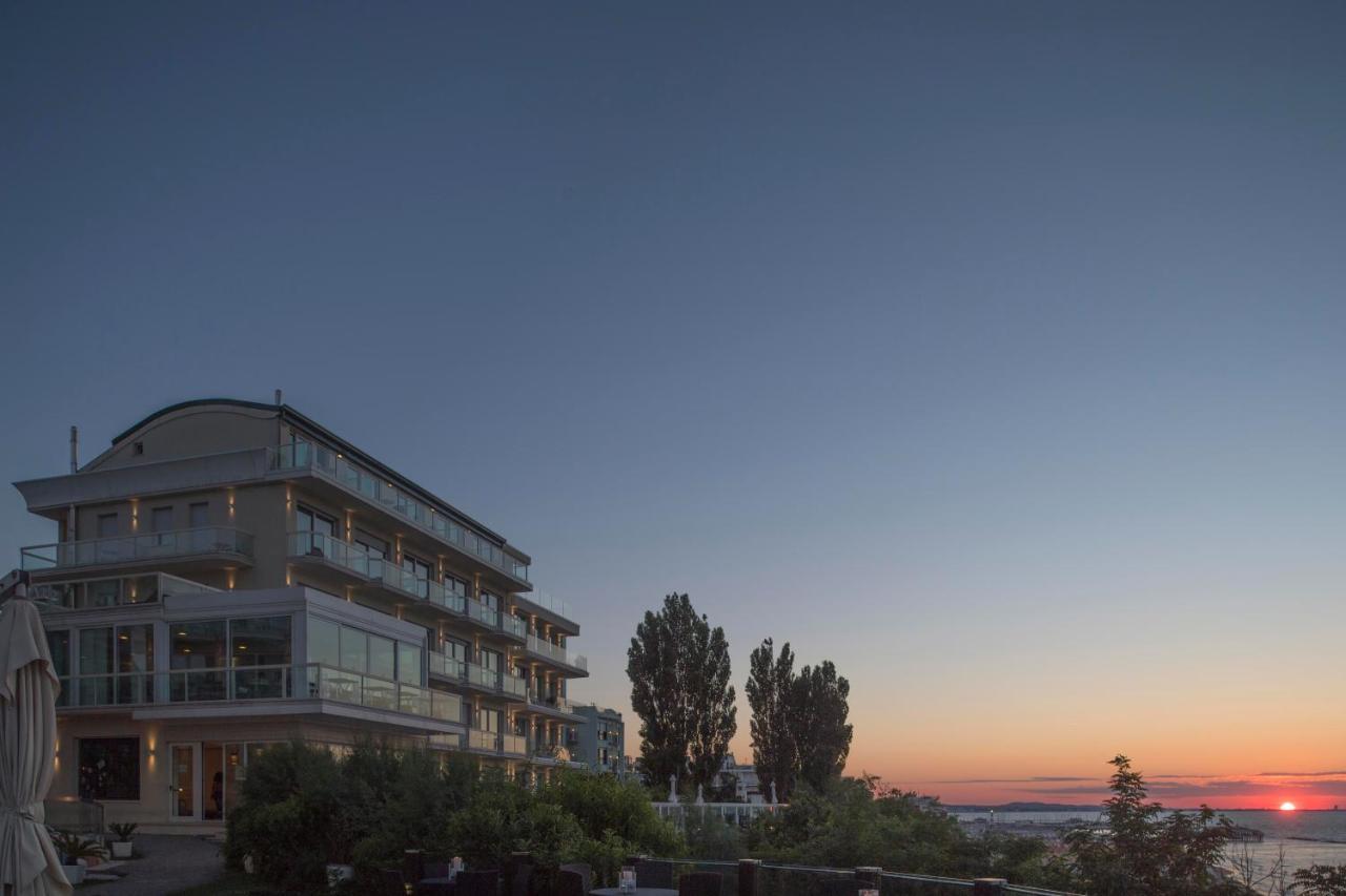 Sans Souci Hotel